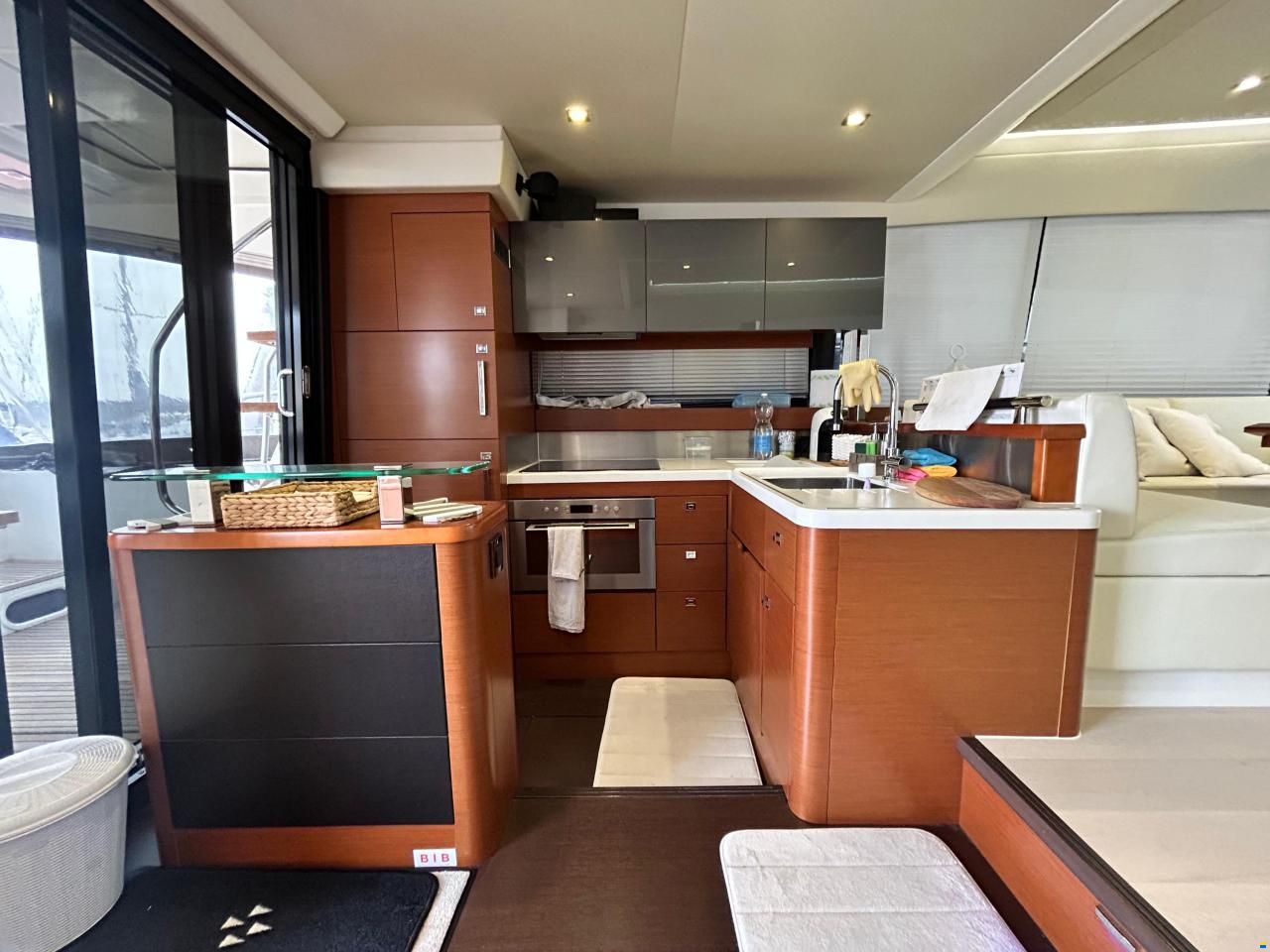 Prestige 550 Fly