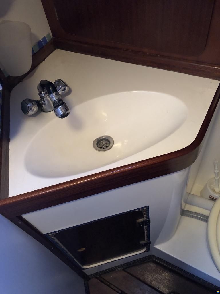 North Wind Brisa 35