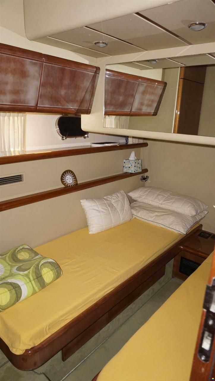 Ferretti 53