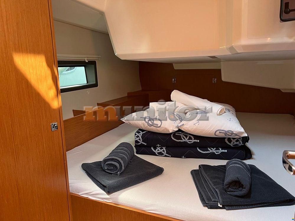 Bavaria C42