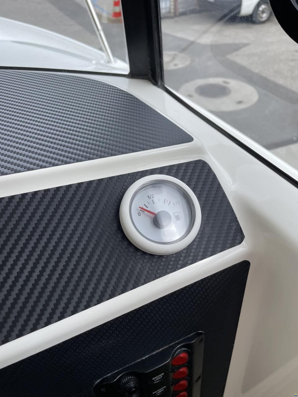 Manara Pilothouse 21'