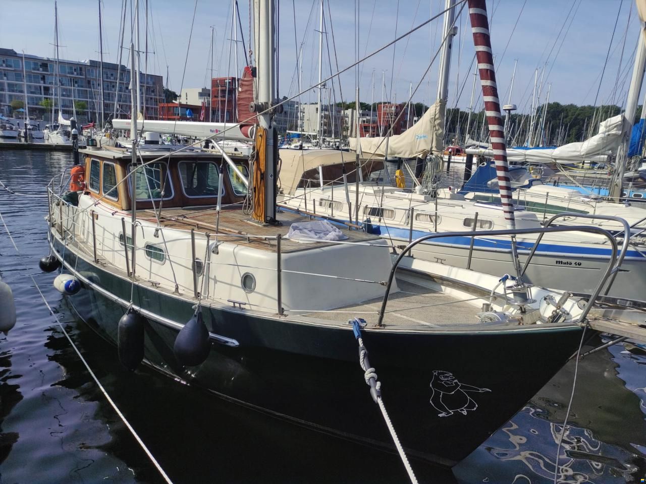 Holland Boat Company Dartsailer 30