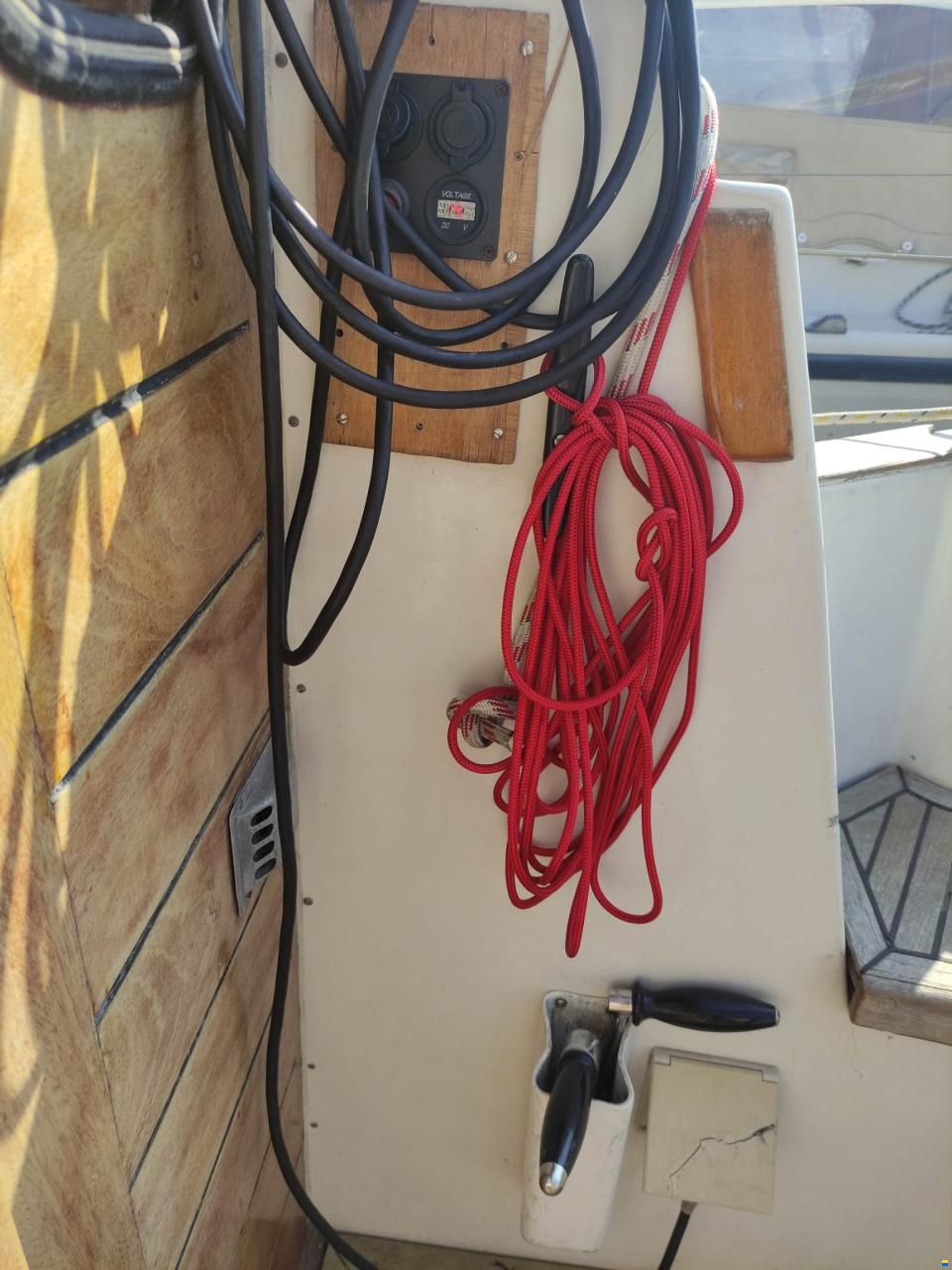 Holland Boat Company Dartsailer 30