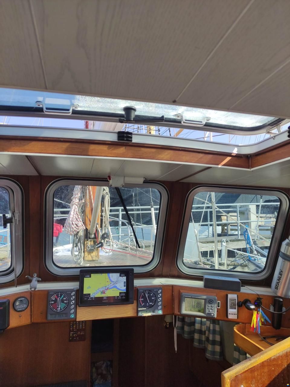 Holland Boat Company Dartsailer 30