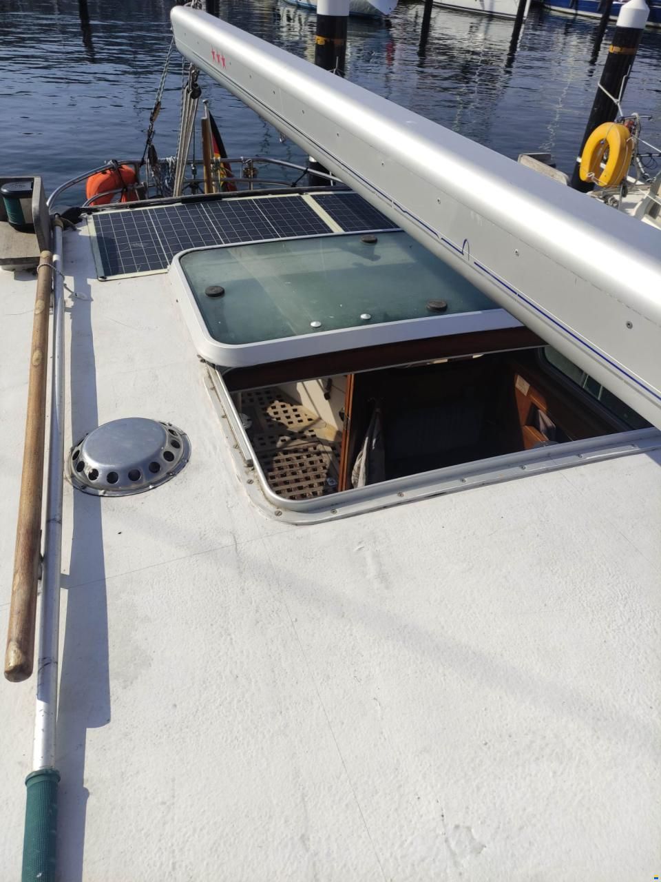 Holland Boat Company Dartsailer 30