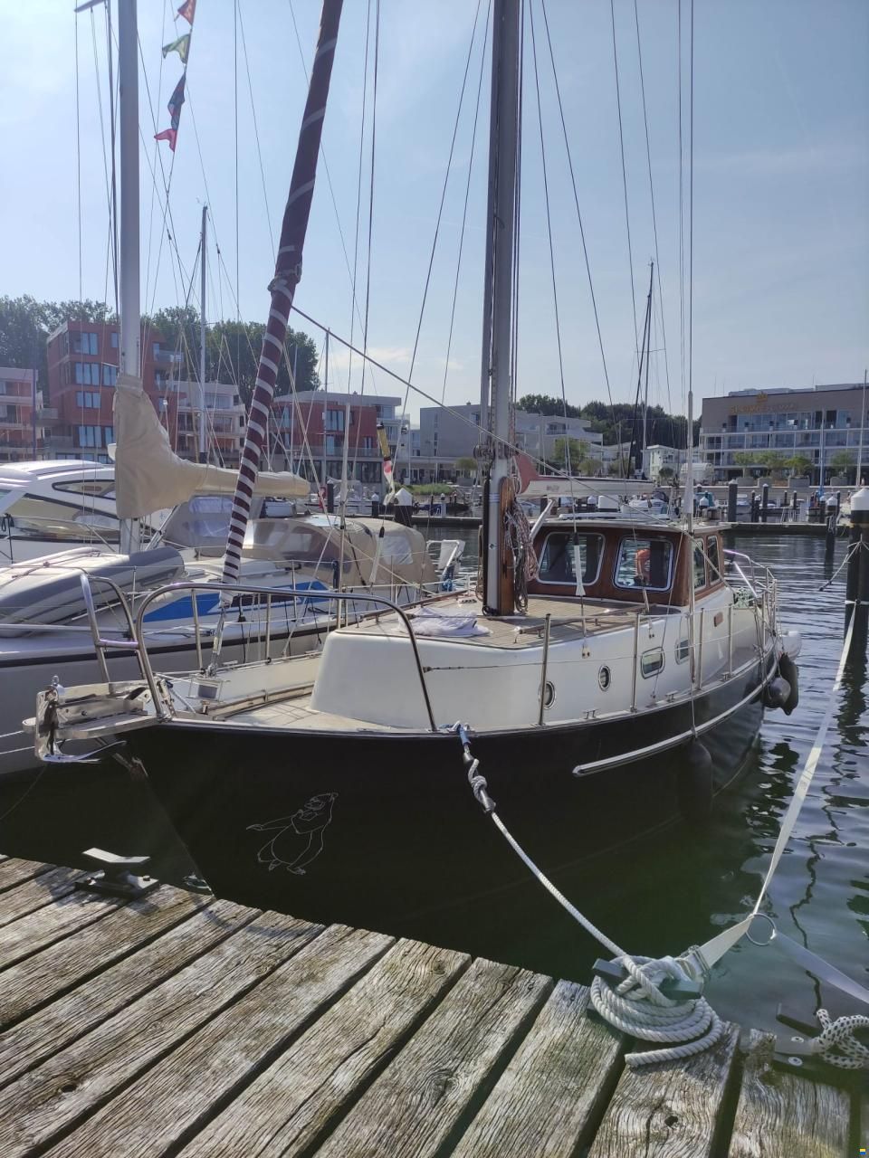 Holland Boat Company Dartsailer 30