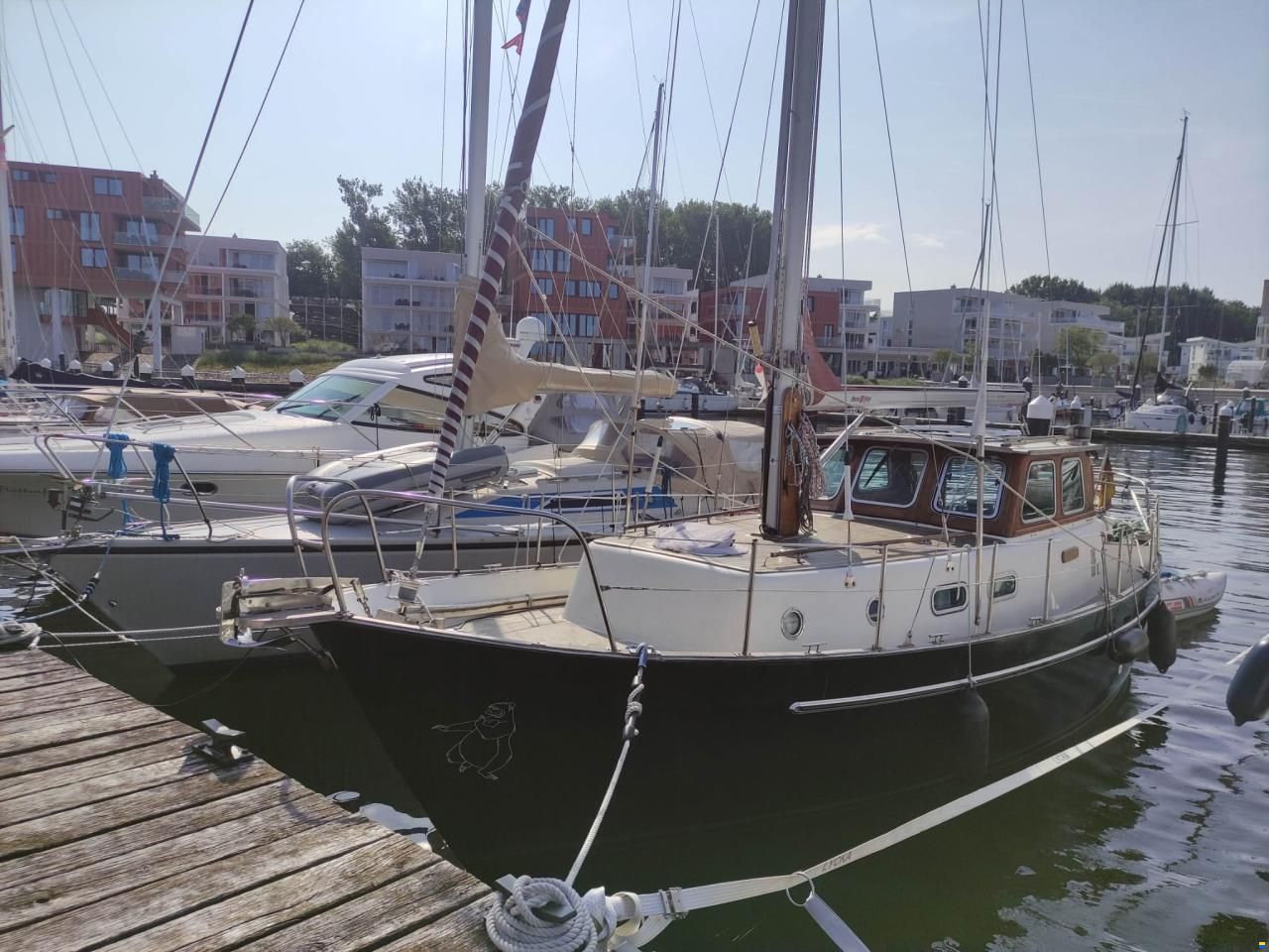 Holland Boat Company Dartsailer 30
