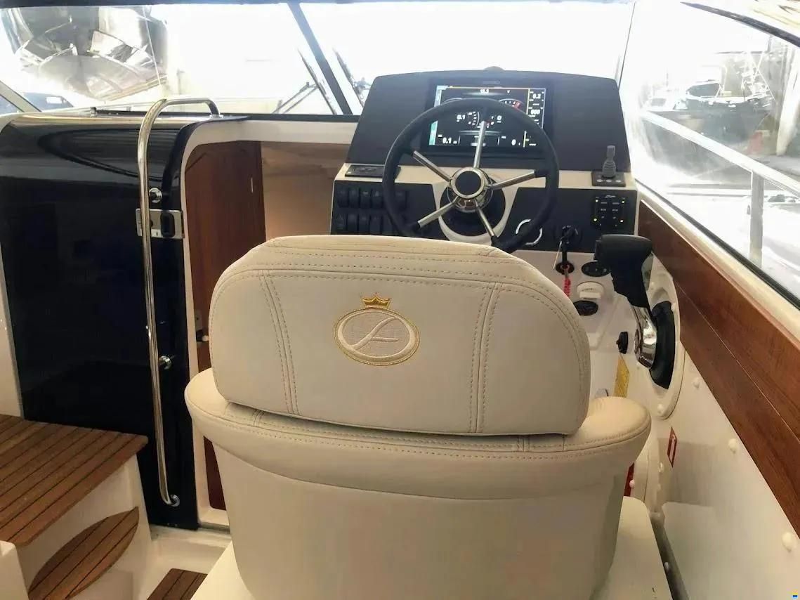 Aquador 25 Daycruiser