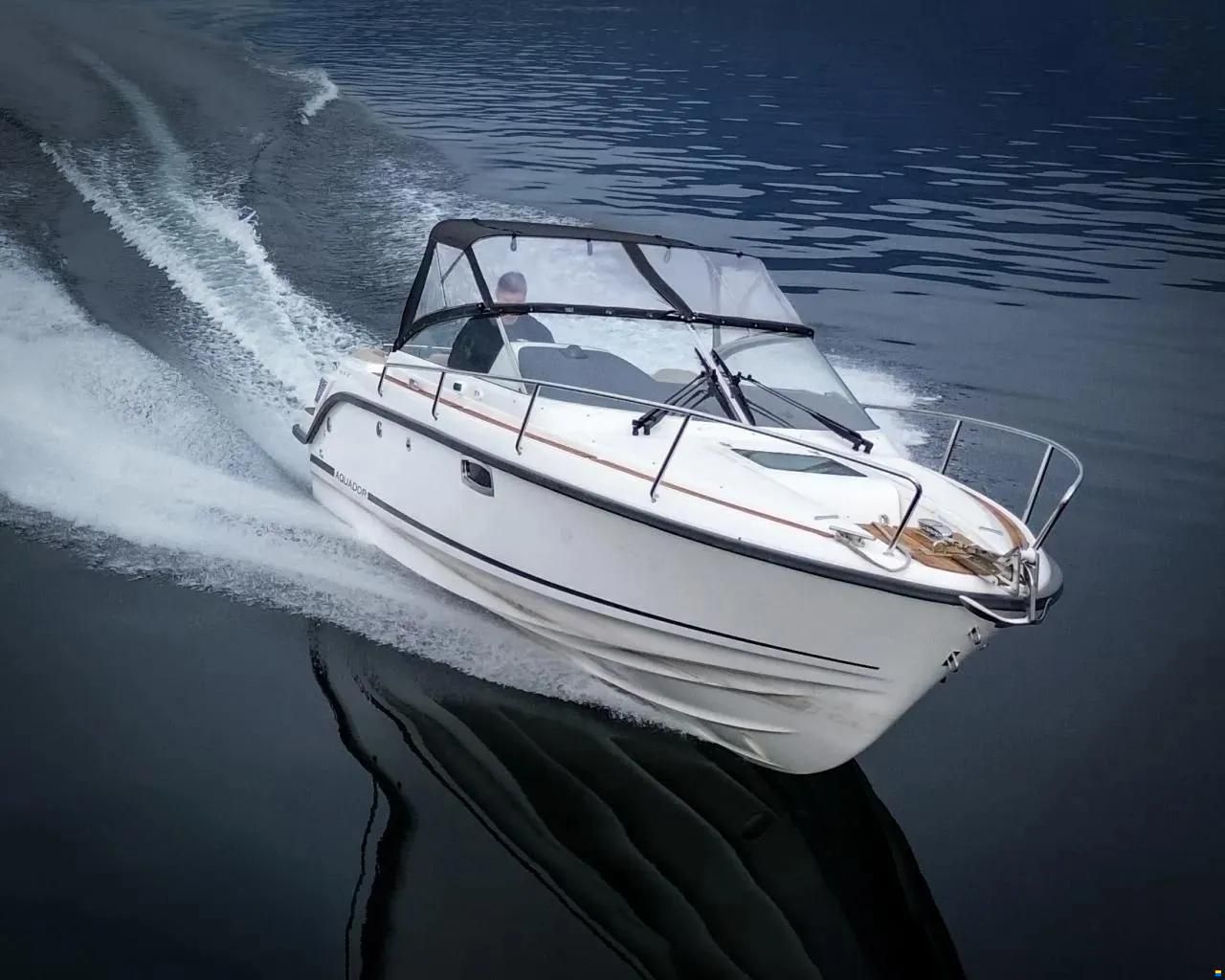 Aquador 25 Daycruiser