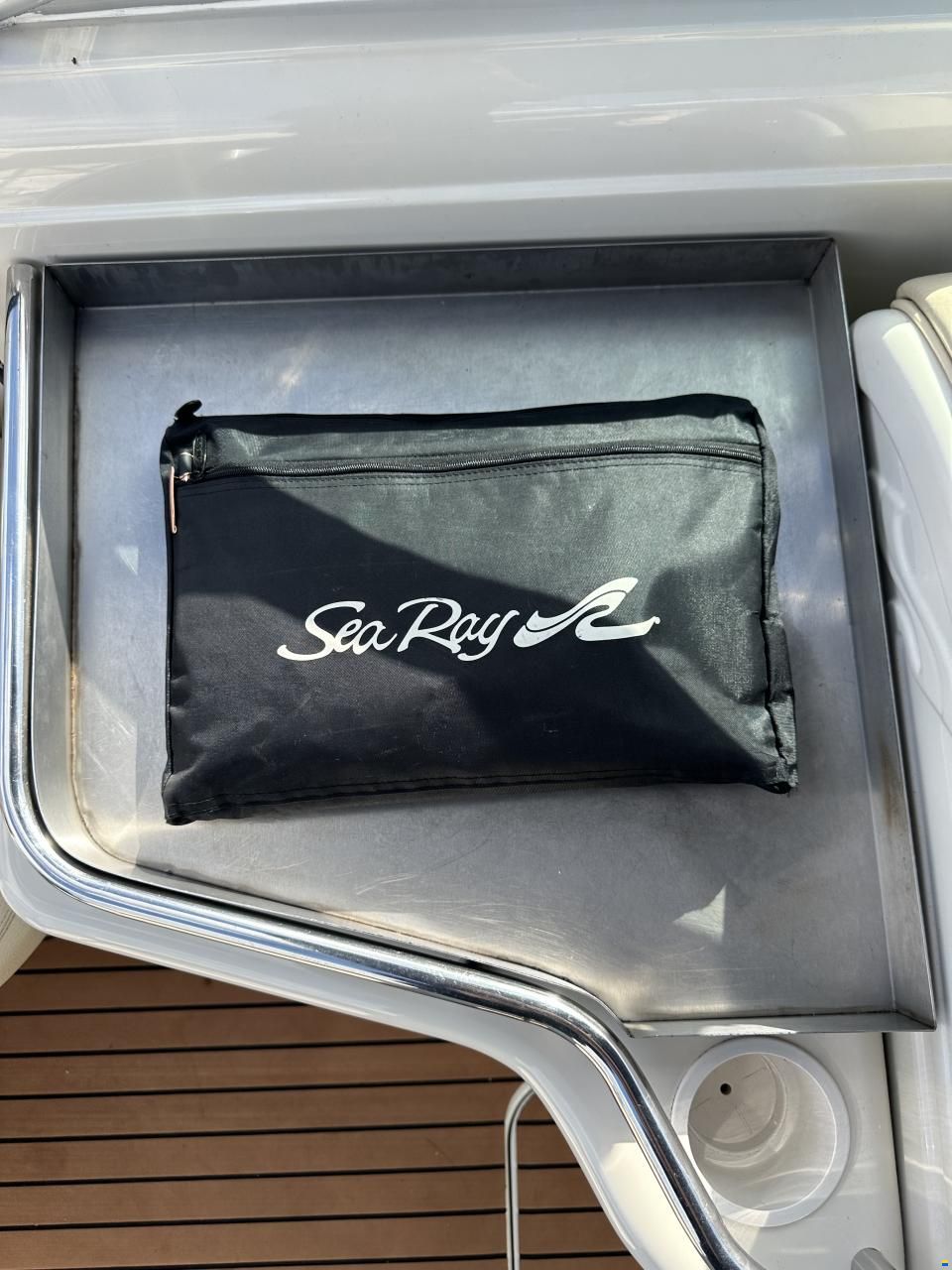 Sea Ray 260 Overnighter Signature