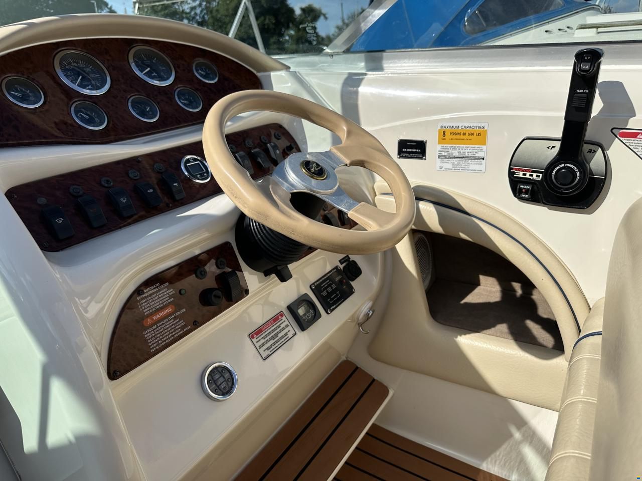 Sea Ray 260 Overnighter Signature