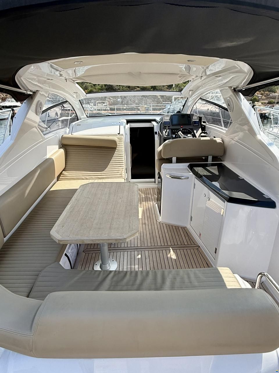 Azimut Atlantis 34