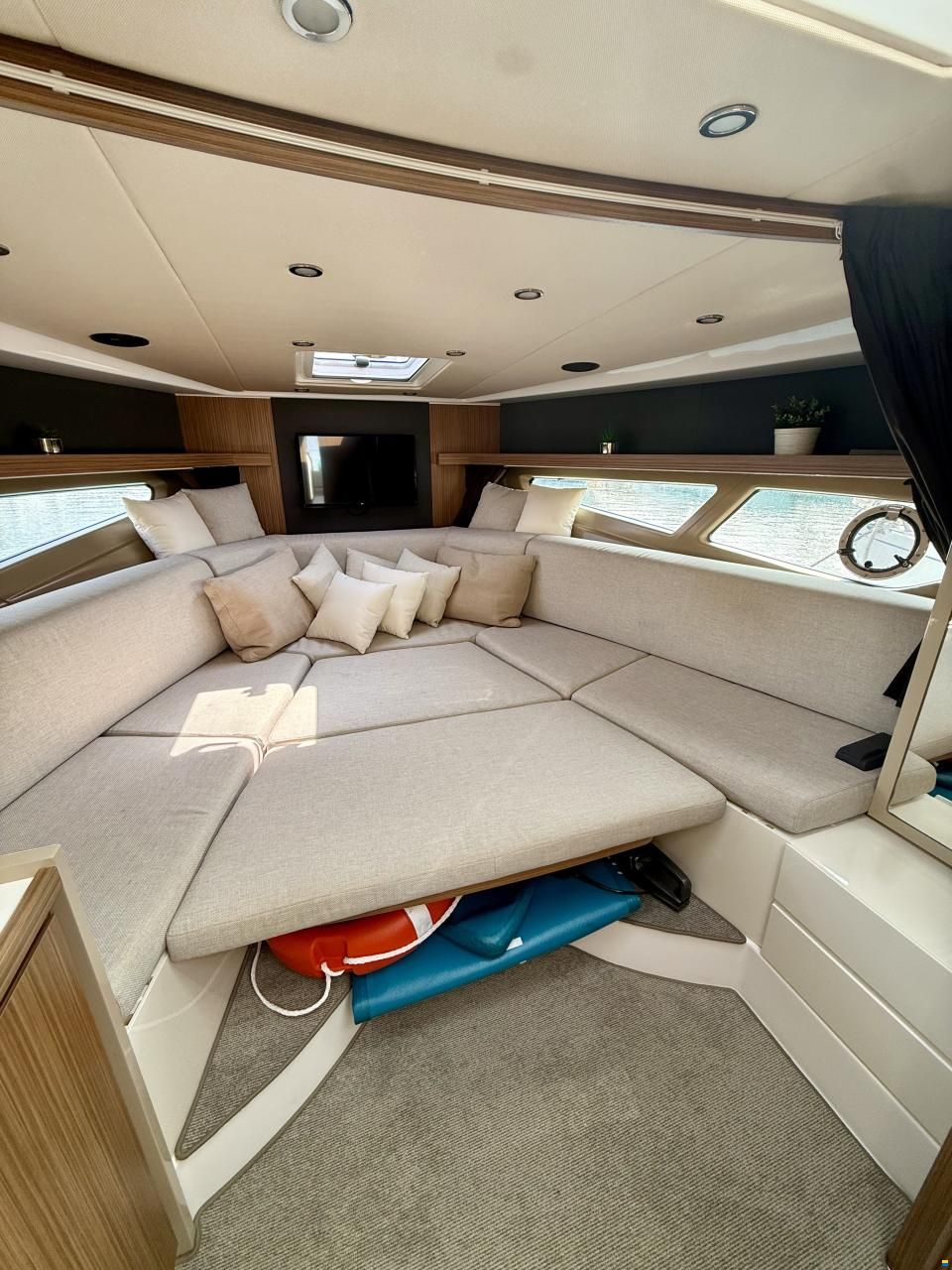 Azimut Atlantis 34