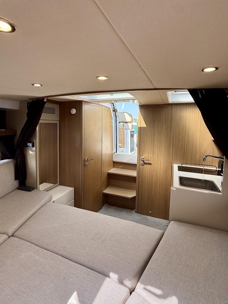 Azimut Atlantis 34