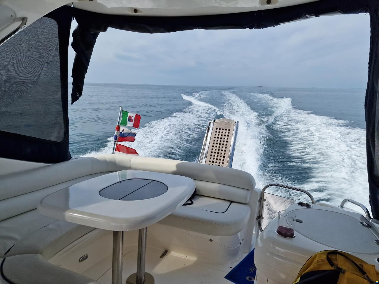 Sealine S 34