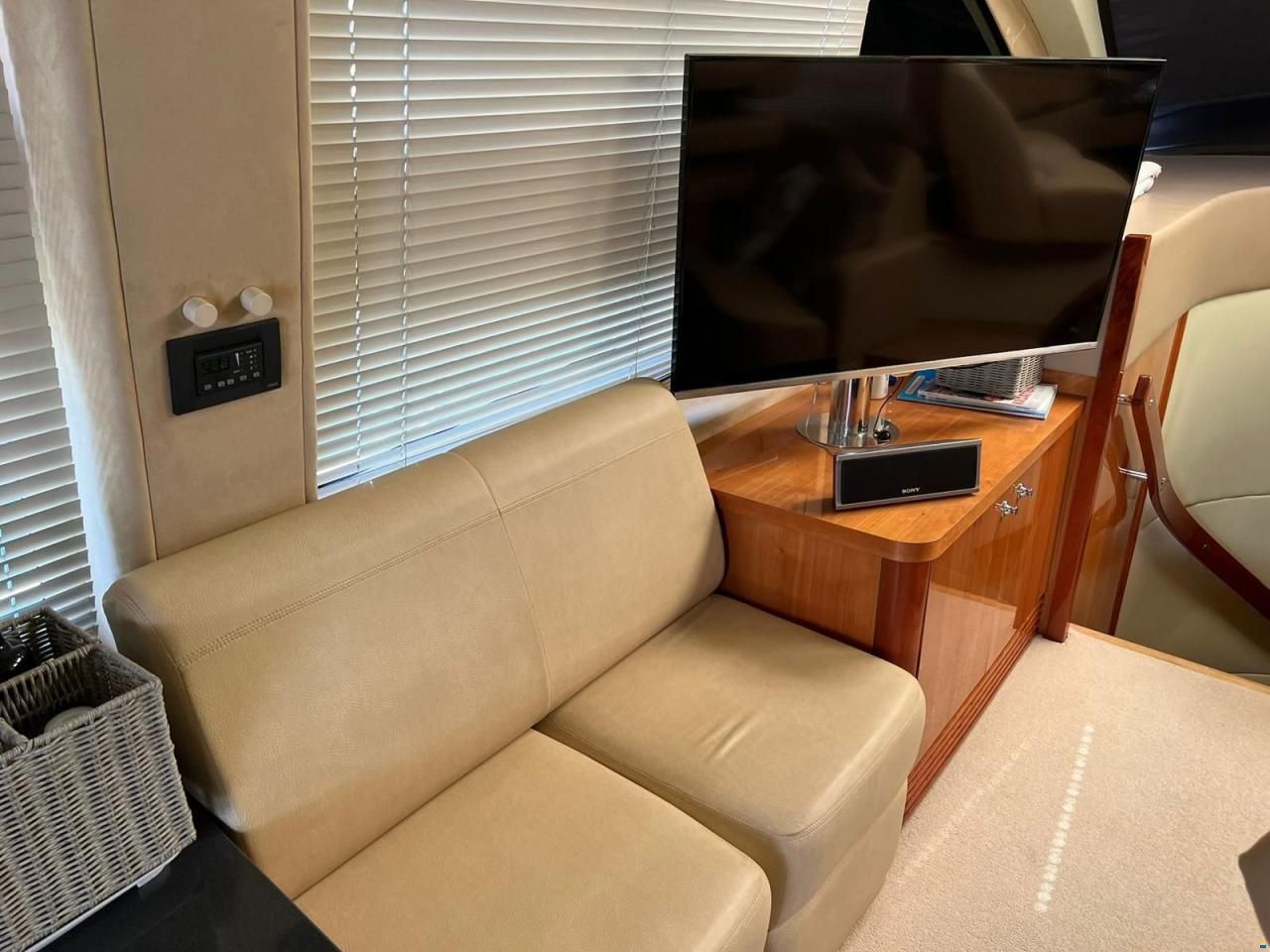 Sealine T50
