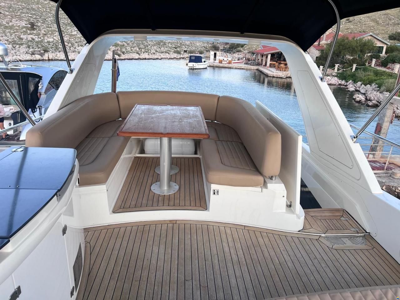 Sealine T50