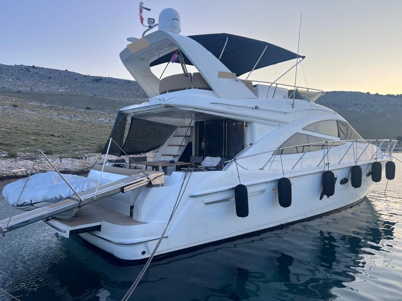 Sealine T50