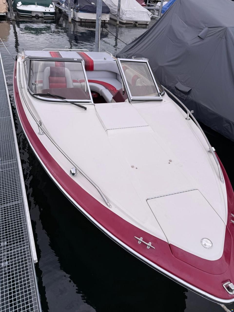 Sea Ray Sorrento 21 CB