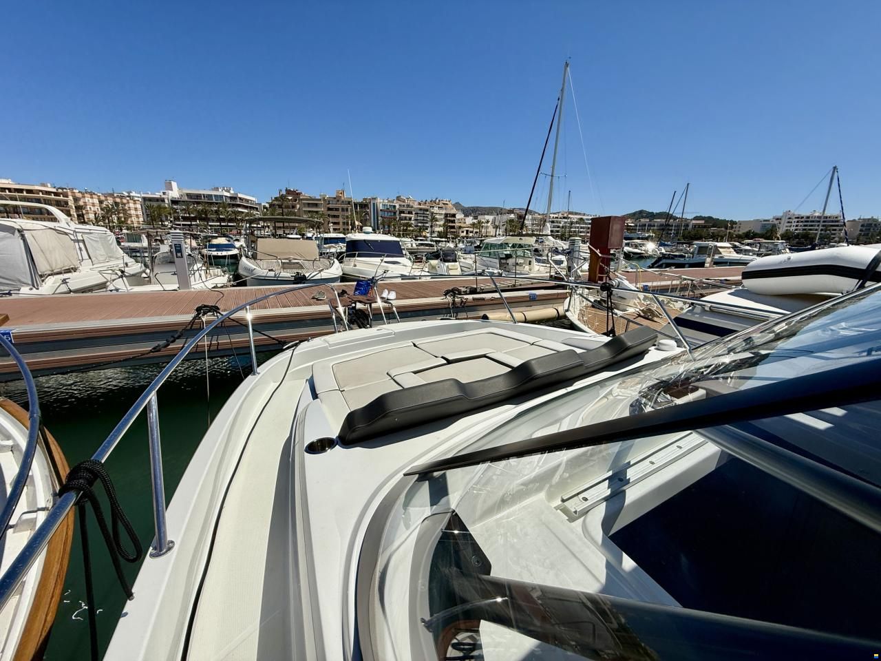 Jeanneau Cap Camarat 9.0 WA-2