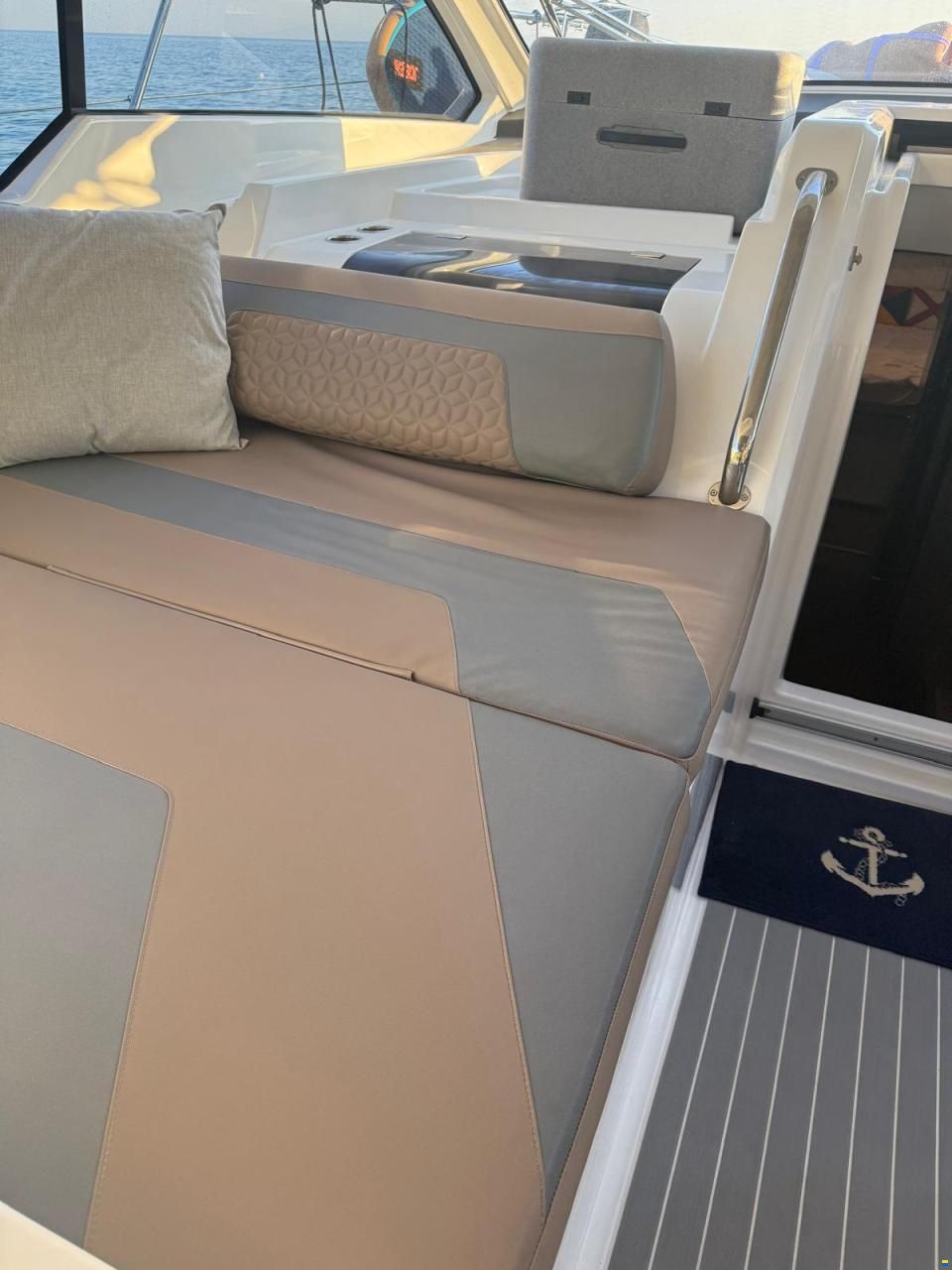 Azimut 43