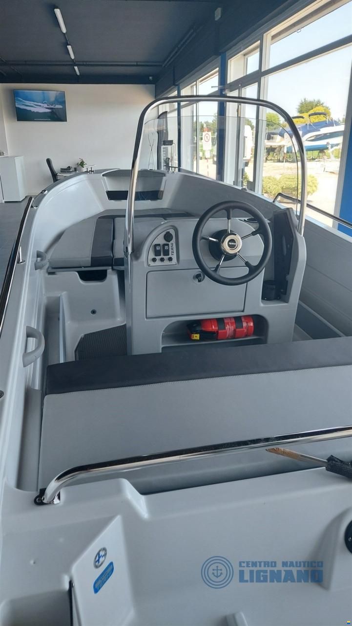 Terhi 450 CENTRAL CONSOLE