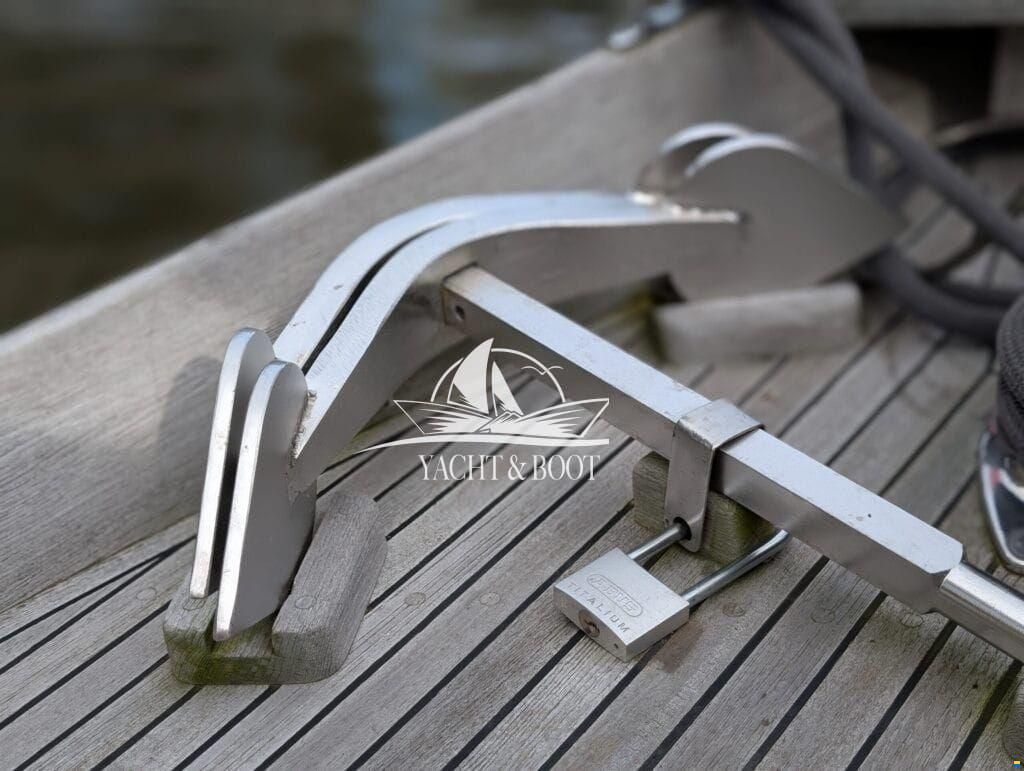 AMS 675 - Tuckerboot