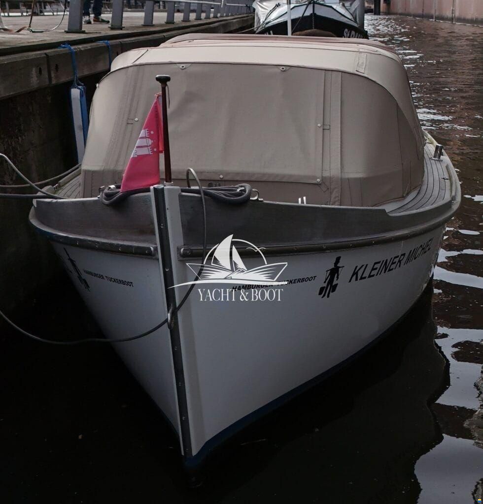 AMS 675 - Tuckerboot