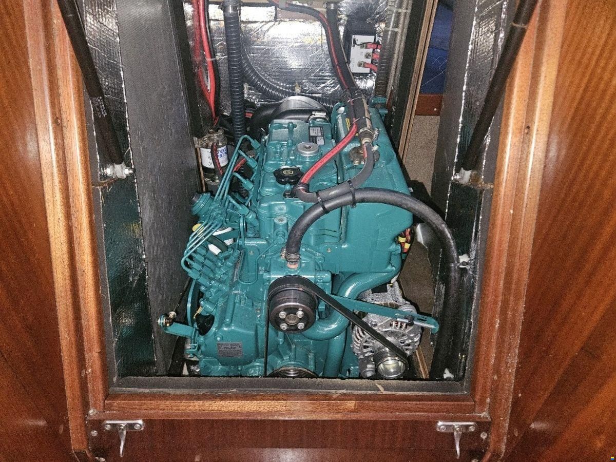 Bavaria 42