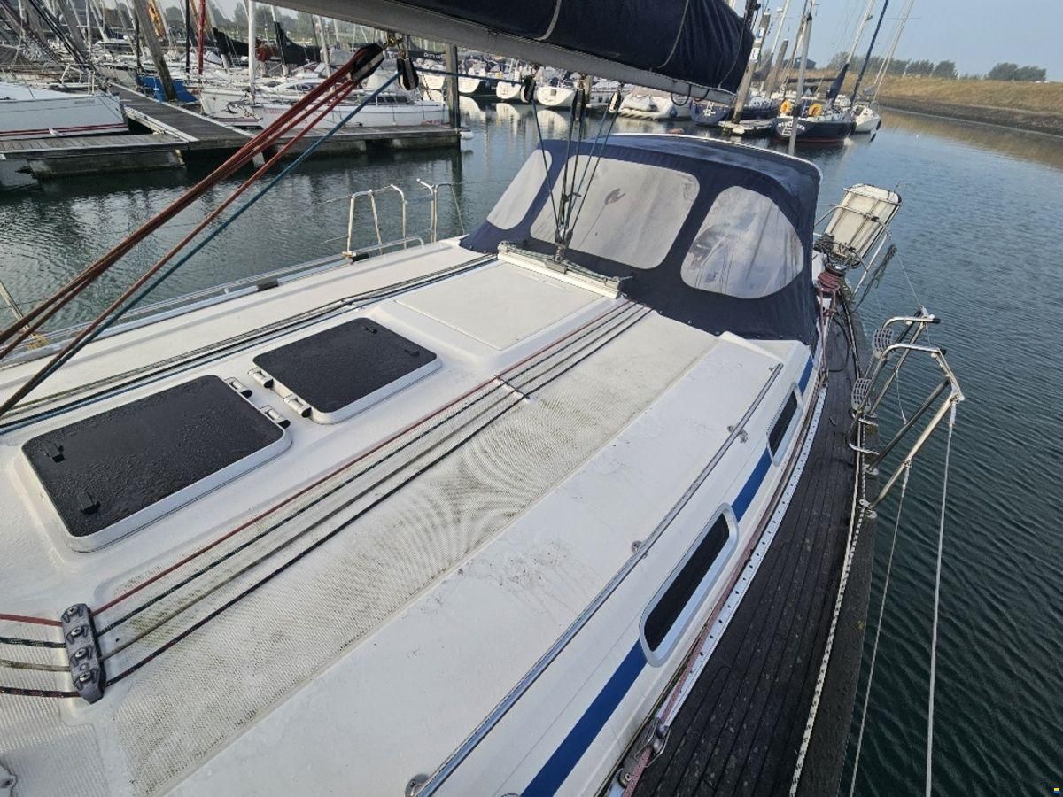 Bavaria 42