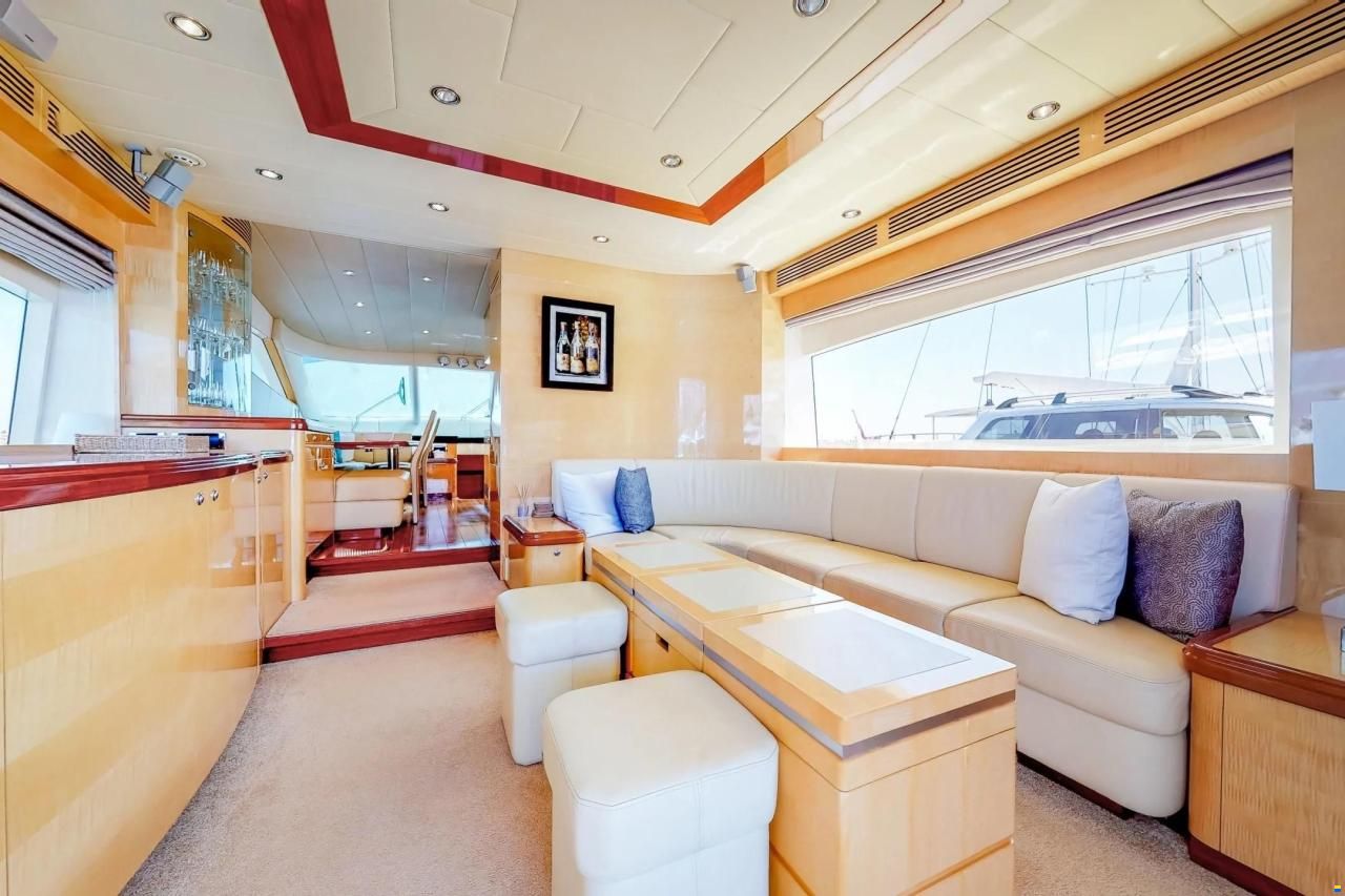 Horizon E70 - 1/8 Boat Share