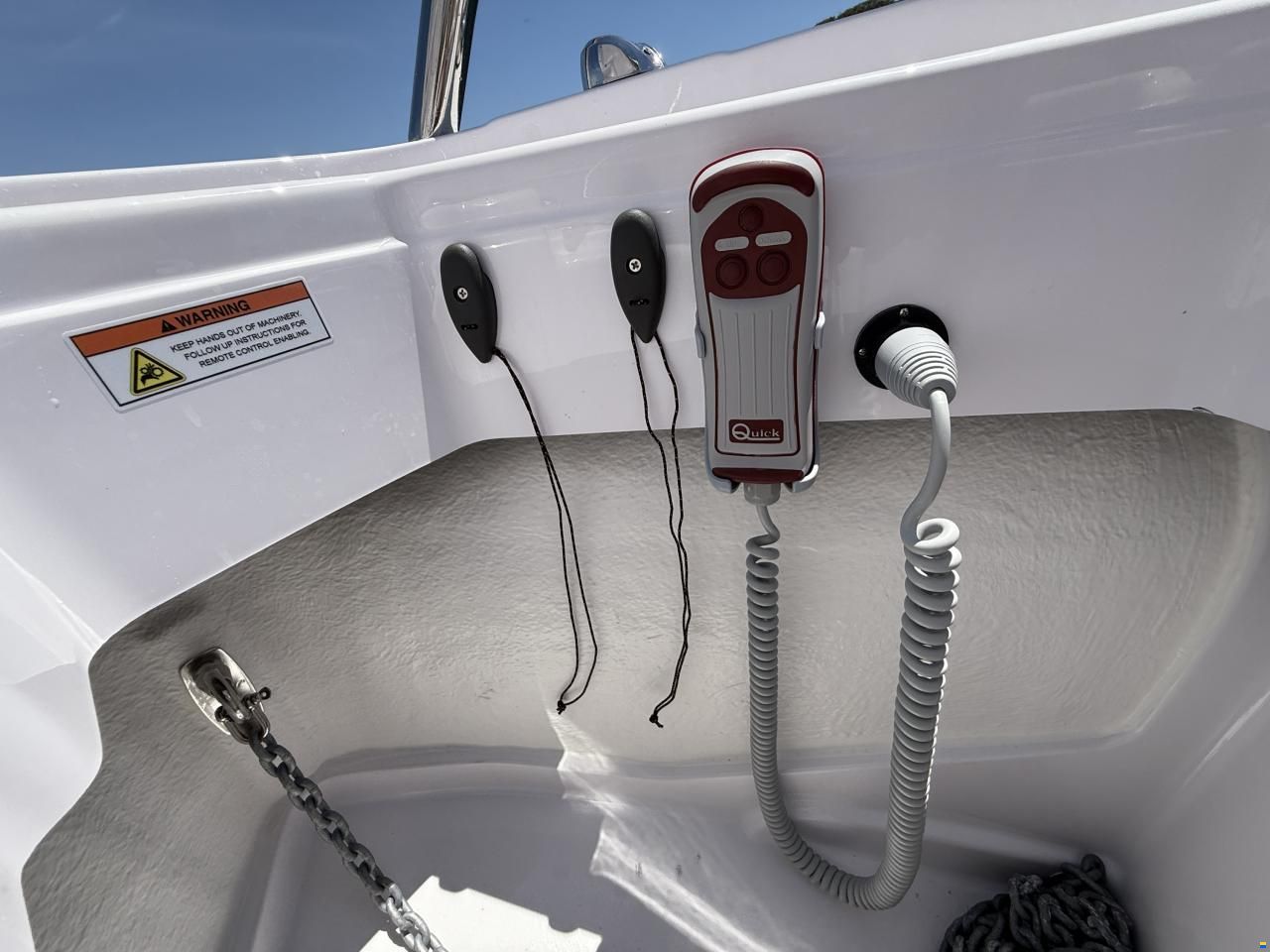 Axopar 29 XC Cross Cabin