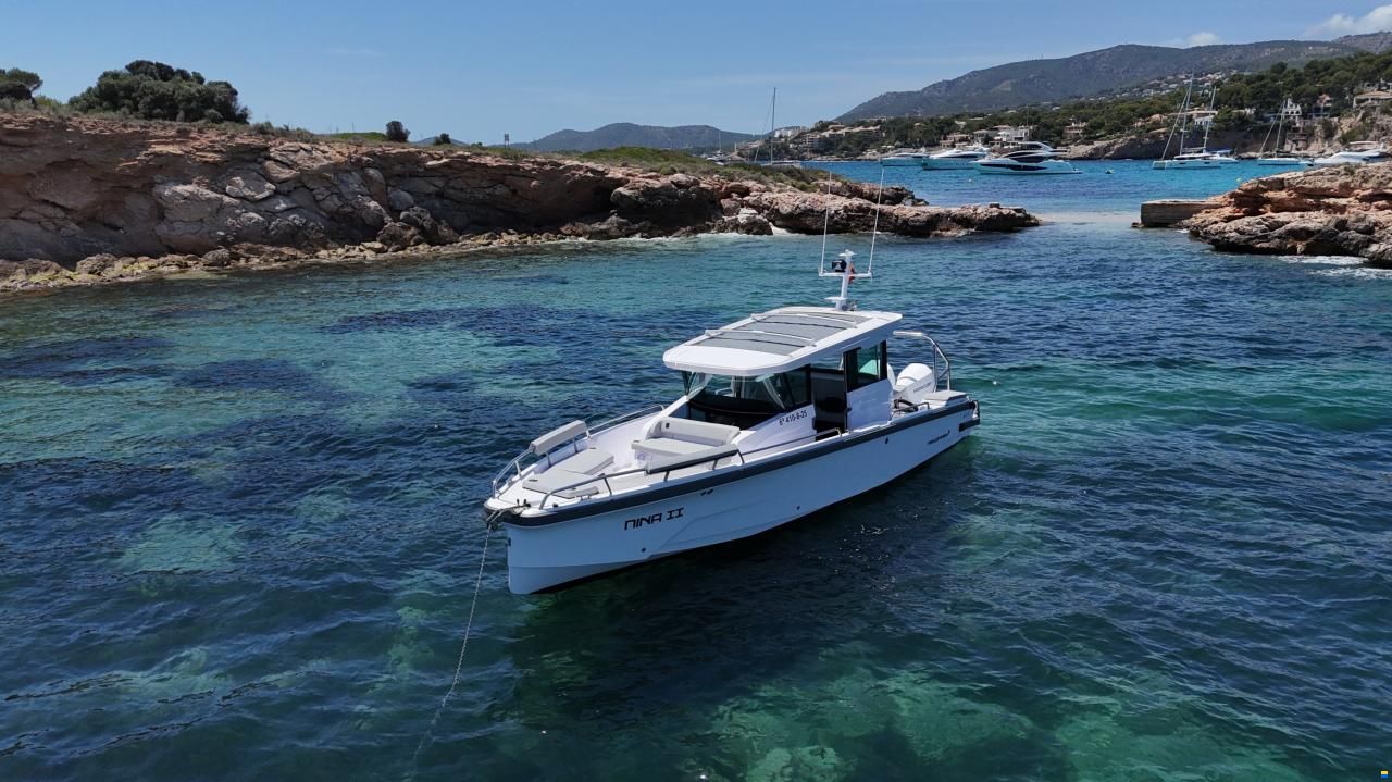 Axopar 29 XC Cross Cabin