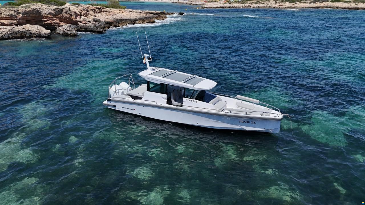 Axopar 29 XC Cross Cabin