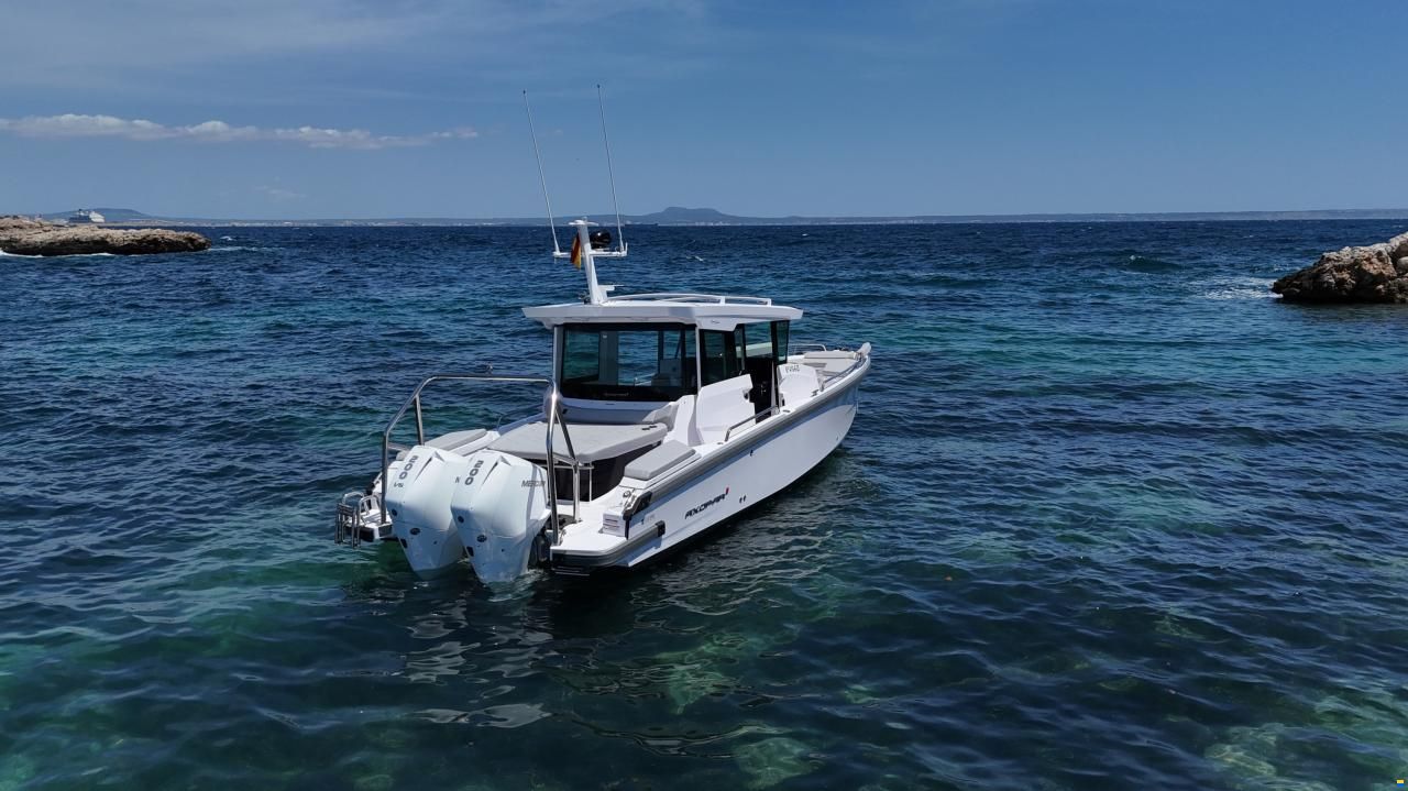 Axopar 29 XC Cross Cabin