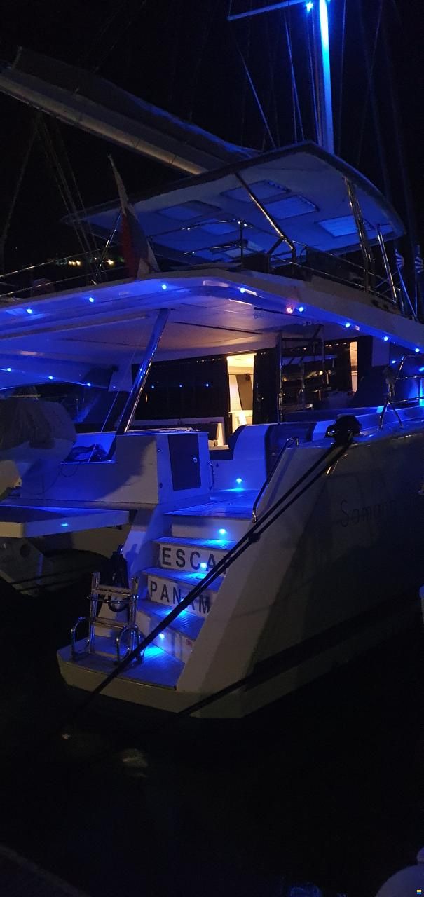 Fountaine Pajot Samana 59