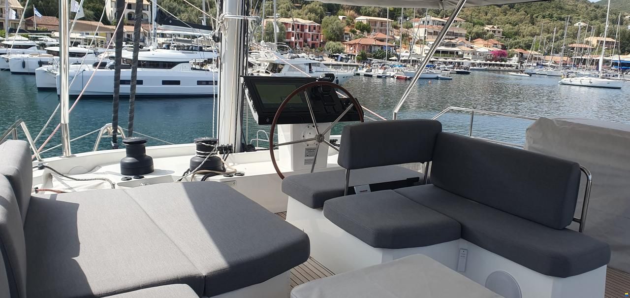 Fountaine Pajot Samana 59