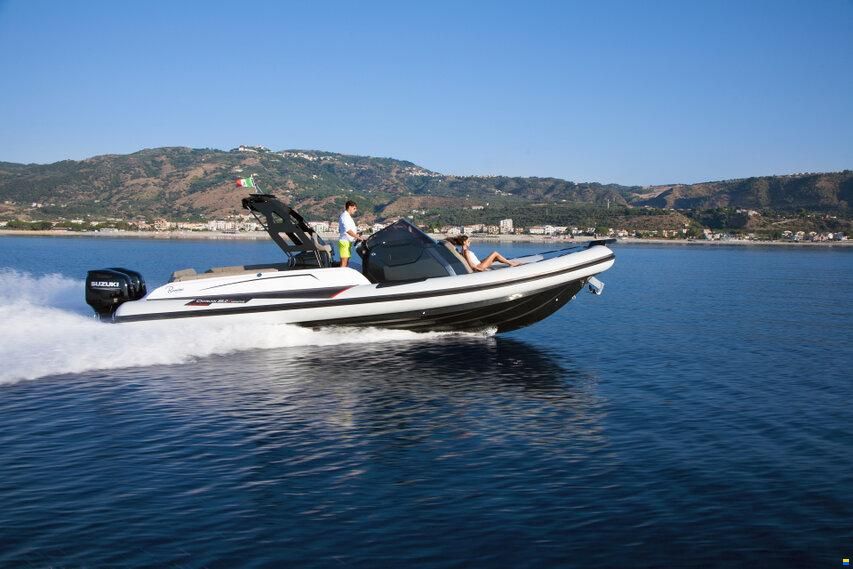 Ranieri CAYMAN 35.0 EXECUTIVE CABIN 4 LETTI DEMO
