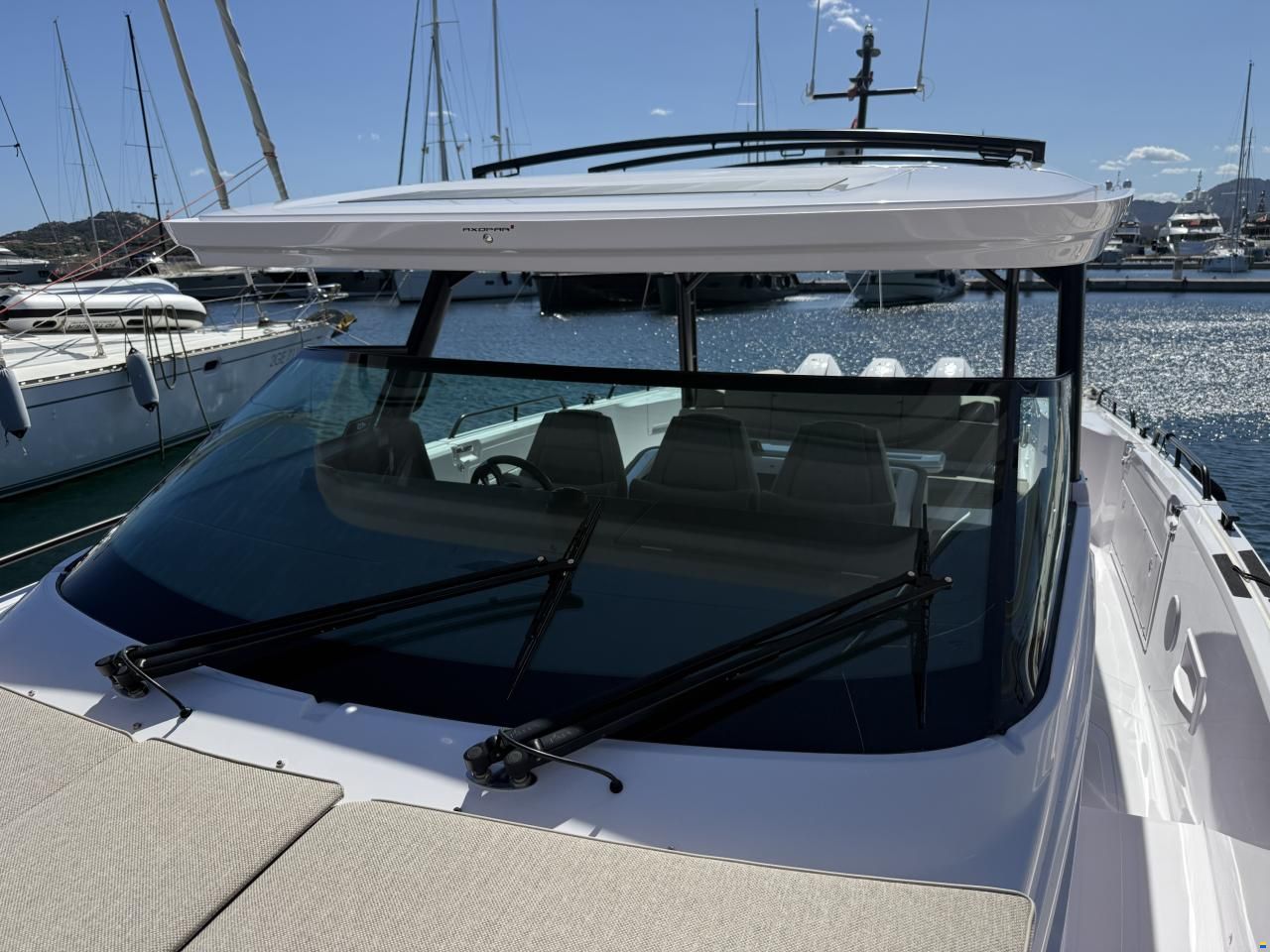 Axopar 45 Sun-Top