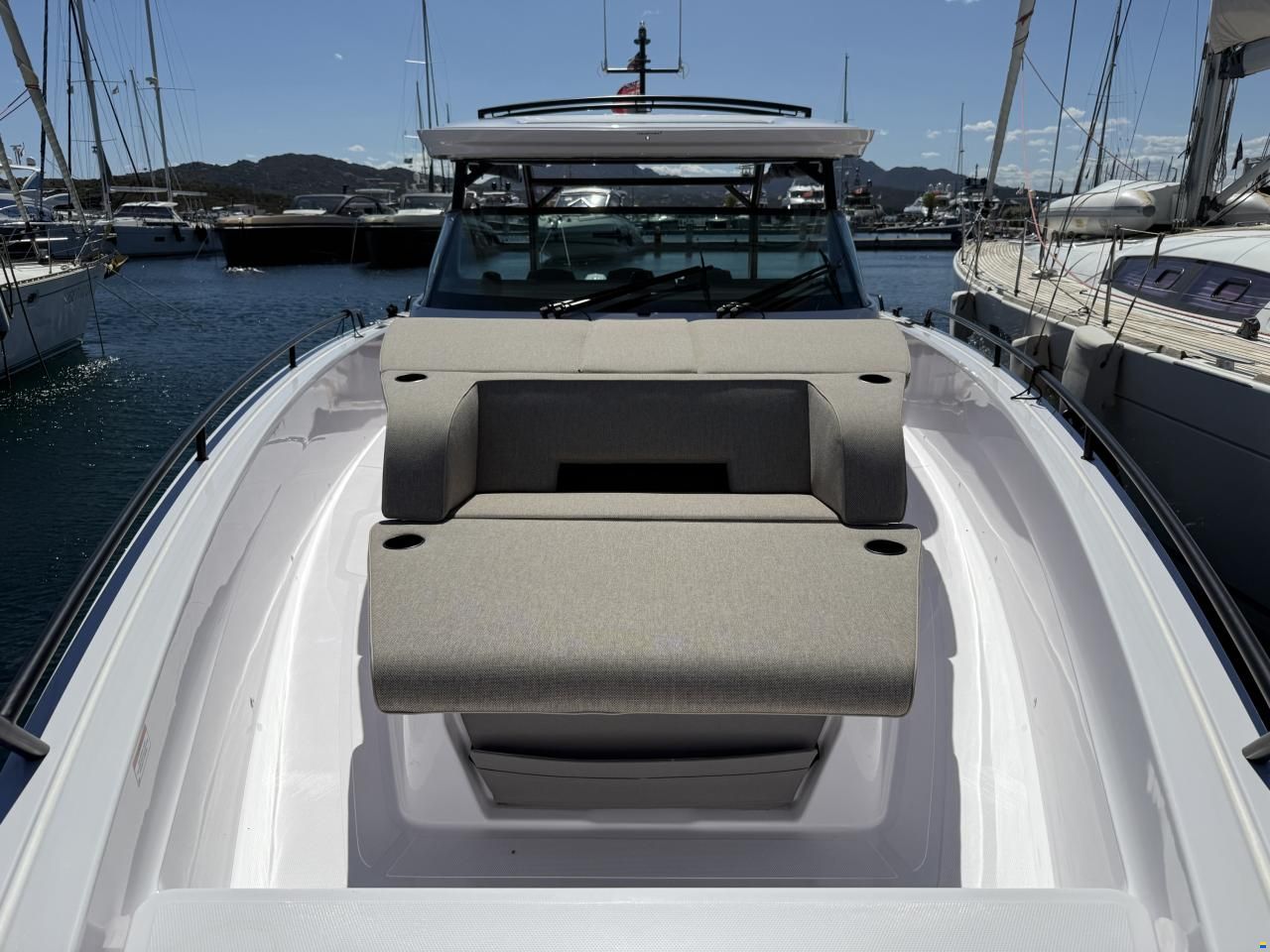 Axopar 45 Sun-Top
