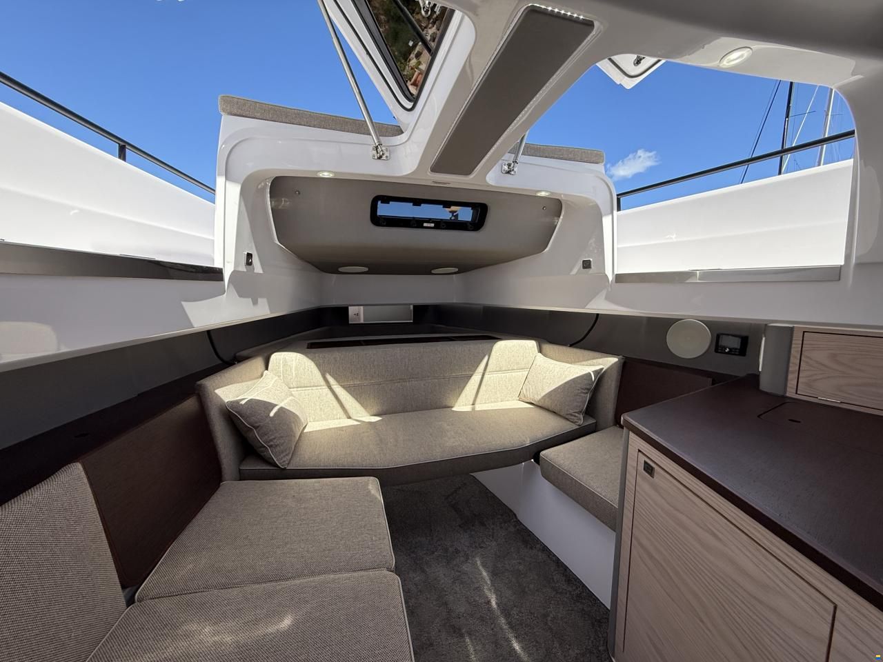 Axopar 45 Sun-Top