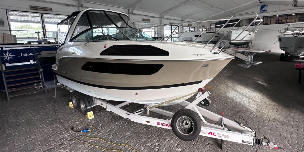 Bayliner Ciera 8
