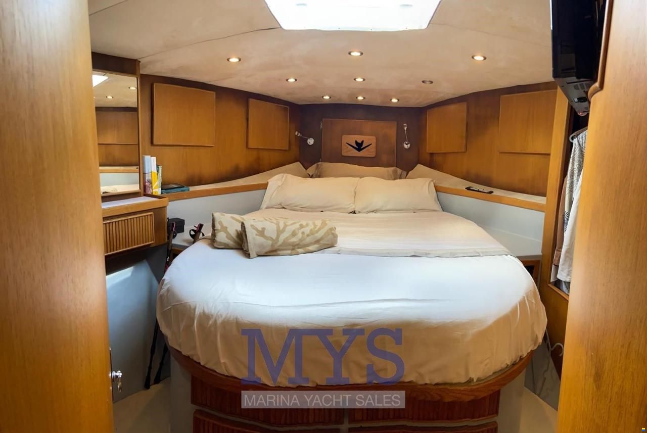 Bertram 37 Convertible