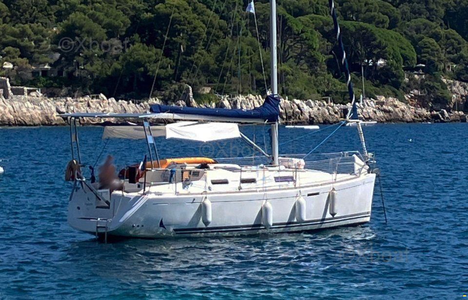 Dufour 325 GRAND LARGE