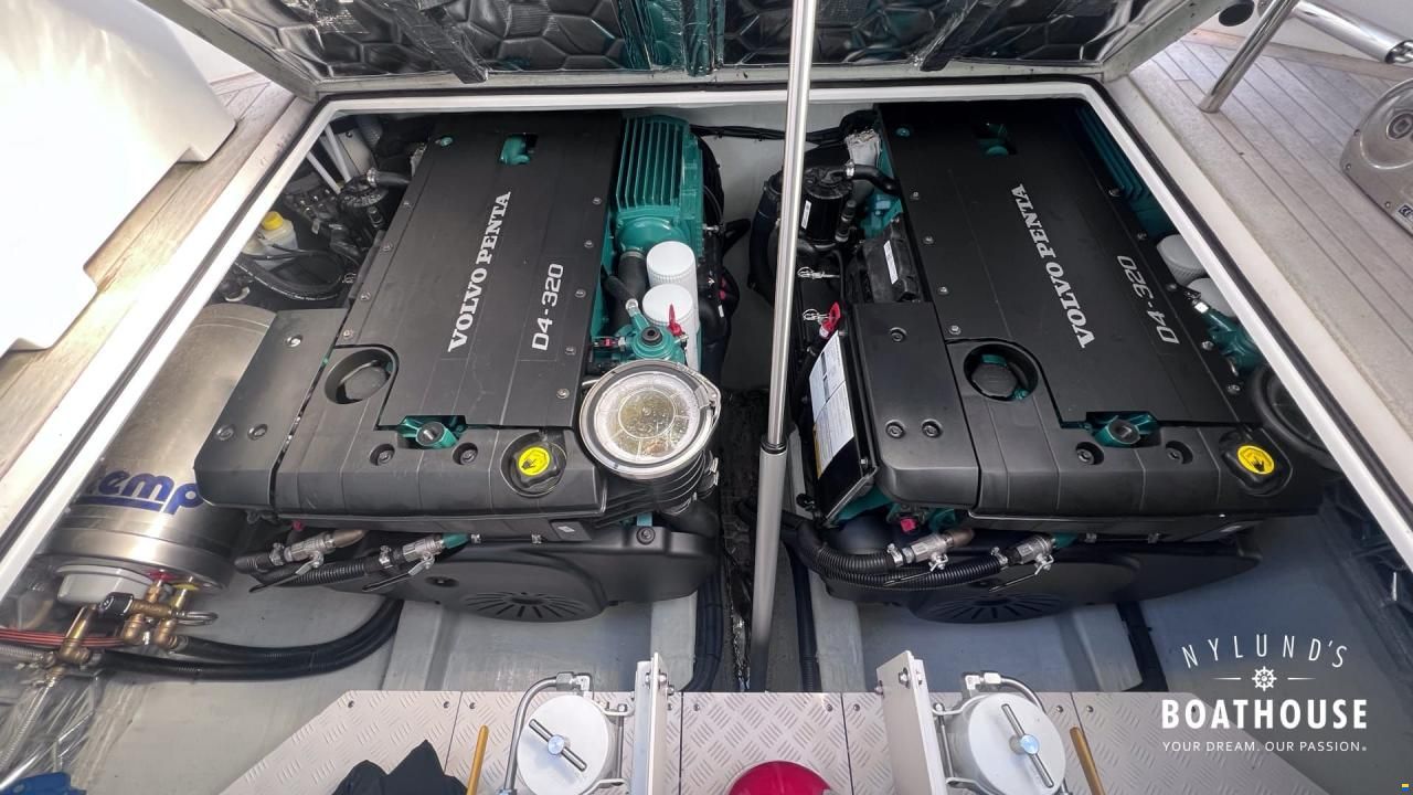 Delta Powerboats 340 SW