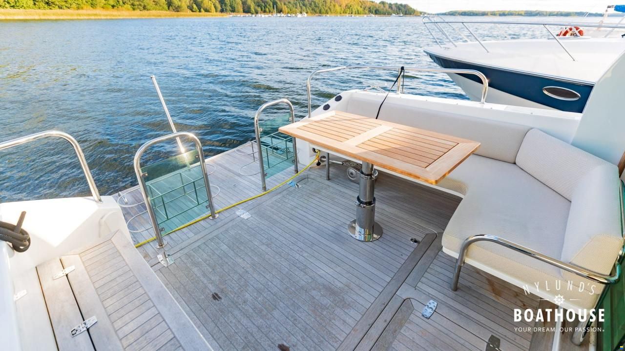 Delta Powerboats 340 SW