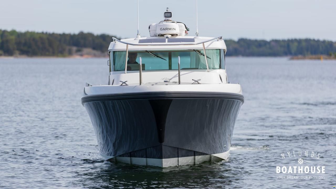 Delta Powerboats 340 SW