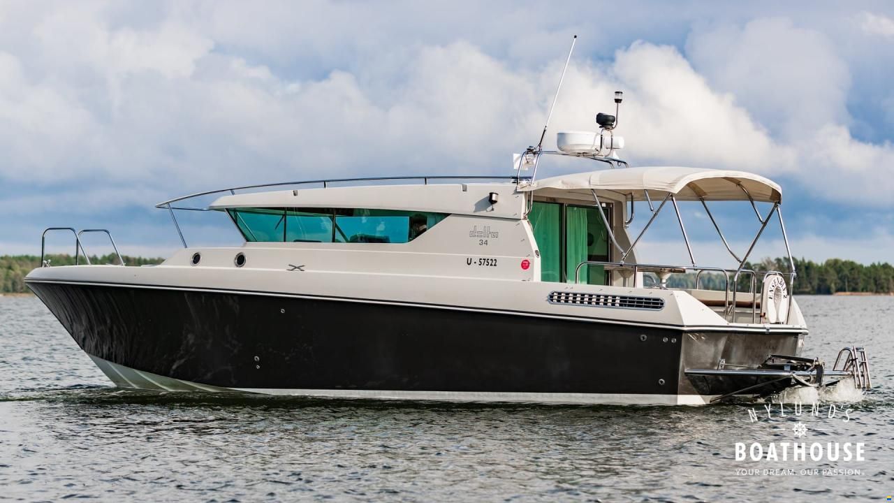 Delta Powerboats 34 SW