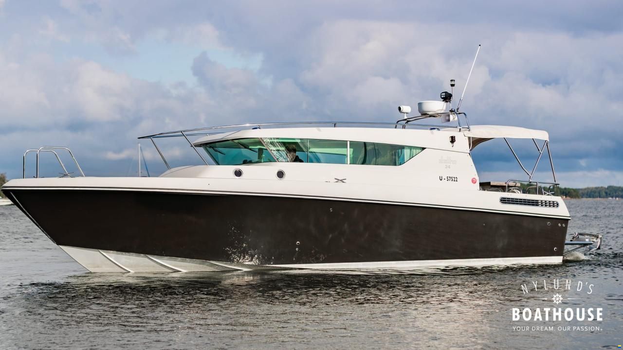 Delta Powerboats 34 SW