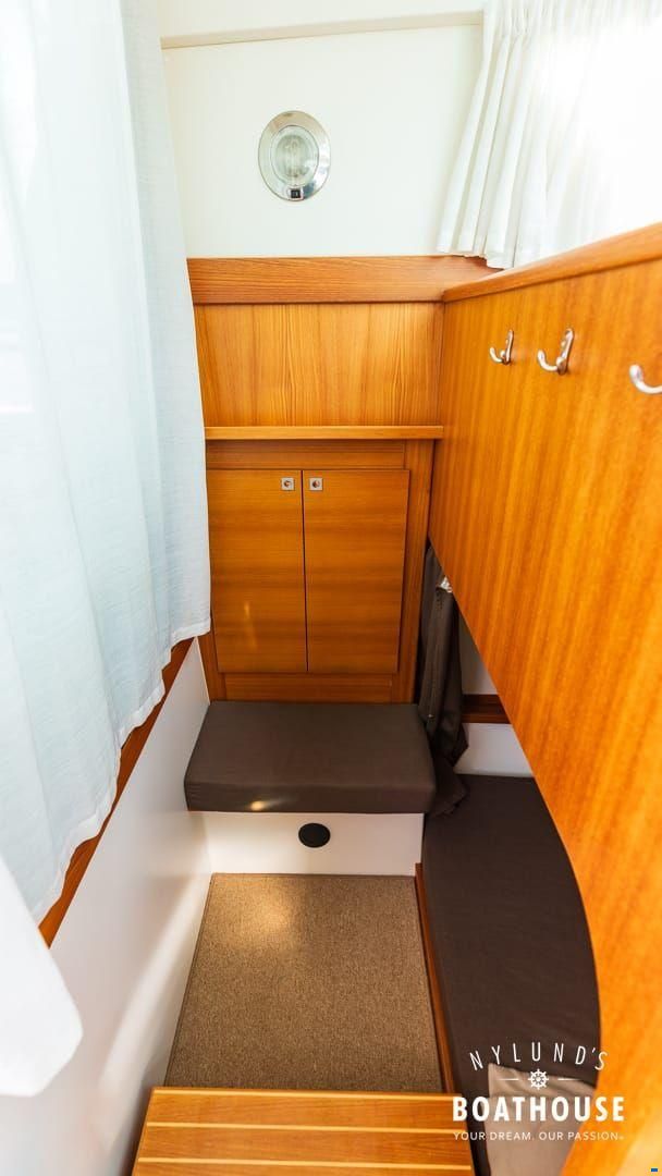 Delta Powerboats 34 SW